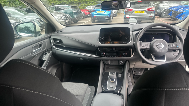 Nissan Qashqai 1.3 DiG-T MH 158 Premiere Edition 5dr Xtronic Petrol Hatchback